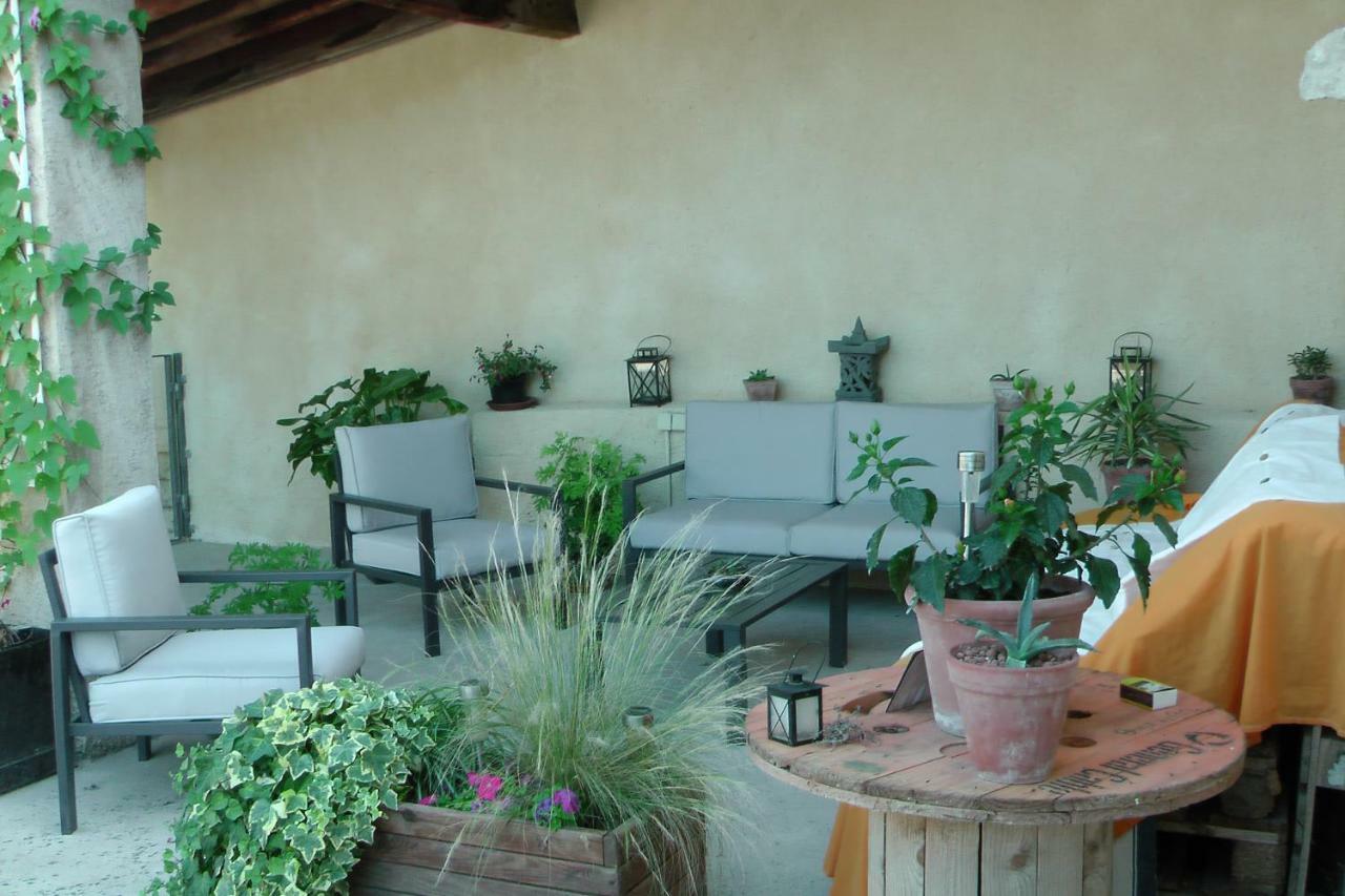 Le Moulin Des Ocres Villa Apt Bagian luar foto
