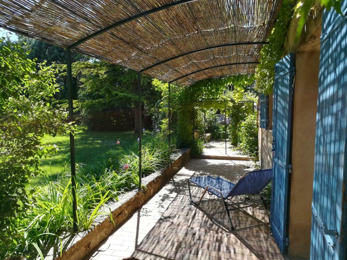 Le Moulin Des Ocres Villa Apt Bagian luar foto